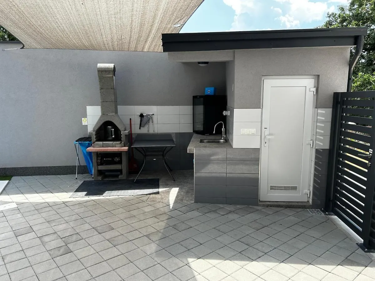 Apartment Apartmani Jedro Silo