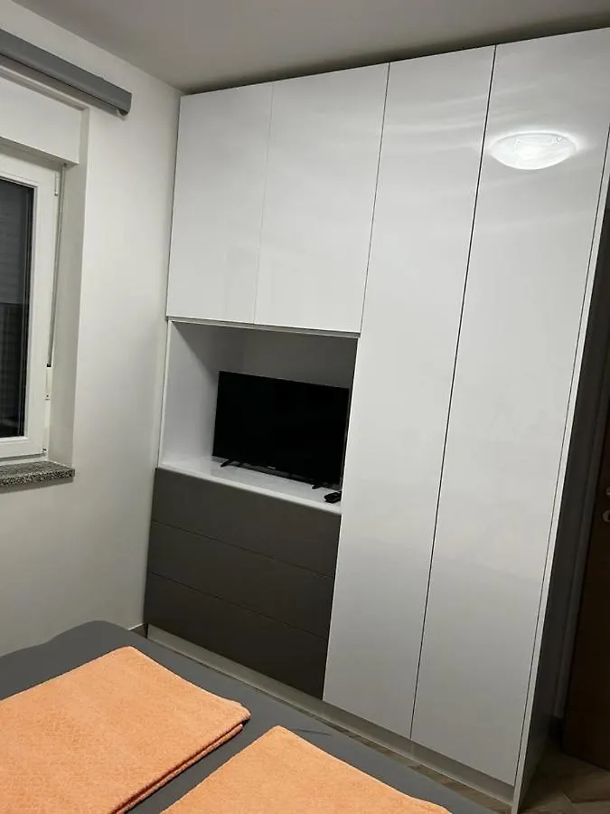 Apartment Apartmani Jedro Silo